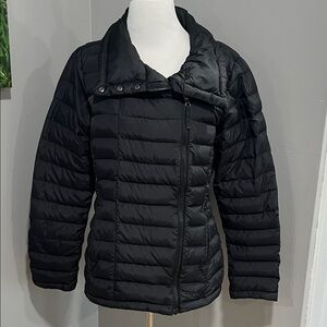L.L. Bean asymmetrical quilted down puffer jacket black color size XS